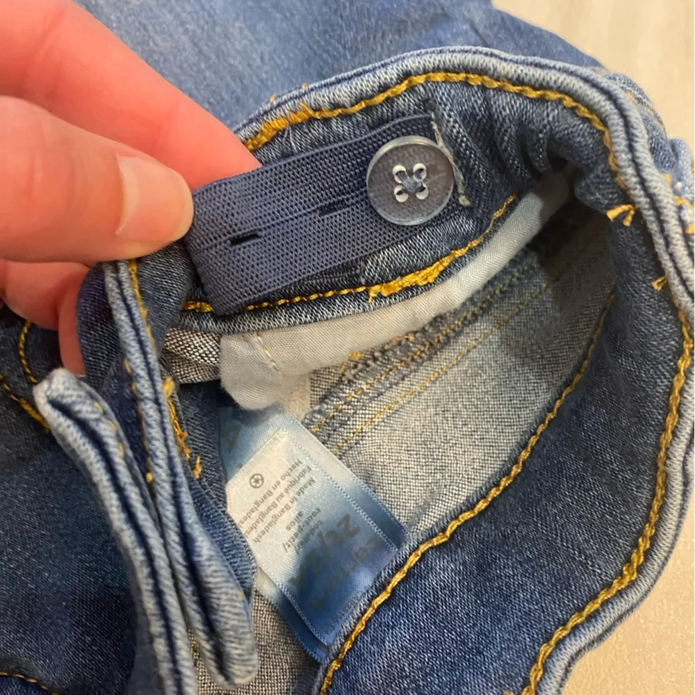 Carter’s Blue Jean Denim Stretch Skirt with Pockets, girls size 2T